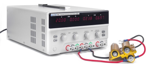 Источник питания Трёхканальный линейный источник питания с цифровым управлением МЕГЕОН 37305 фотография  фото 6