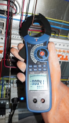 DT-3351 Клещи электроизмерительные True RMS - внешний вид фото 7 DT-3351 Клещи электроизмерительные True RMS фотография фото 7