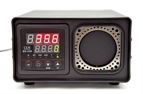 BX-500 Калибратор инфракрасных пирометров - внешний вид фото 2 BX-500 Калибратор инфракрасных пирометров фотография фото 2