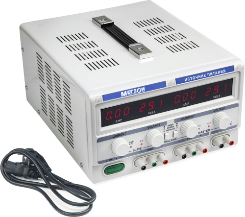 Источник питания Трёхканальный линейный источник питания МЕГЕОН 323051 - внешний вид фото 6 Источник питания Трёхканальный линейный источник питания МЕГЕОН 323051 фотография фото 6